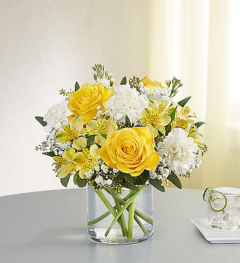 Yellow &amp;amp; White Delight Bouquet