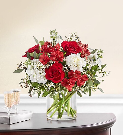 Crimson Rose&amp;trade; Bouquet